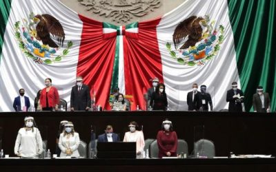 Cámara de Diputados de México aprueba compra de medicina en el extranjero