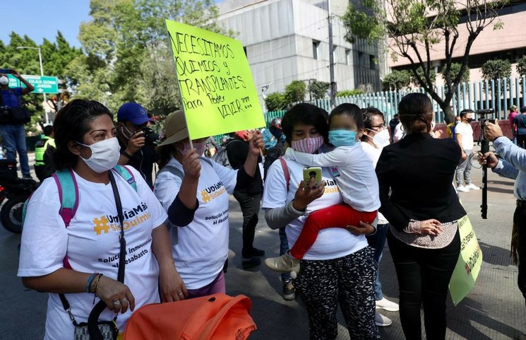 IMSS llega a acuerdos con padres de niños con cáncer