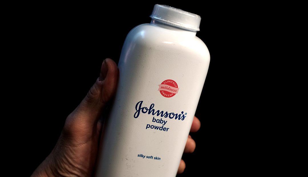 Johnson & Johnson aún enfrenta otras 20,000 demandas por su talco cancerígeno